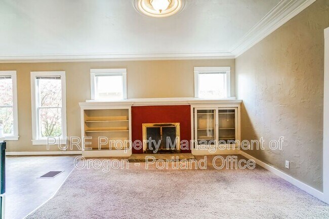 Building Photo - 5257 N Harvard St