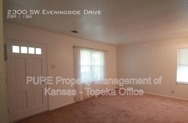 Building Photo - 2300 SW Eveningside Dr