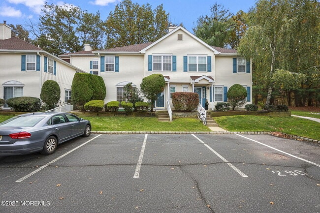 Building Photo - 1115 Roseberry Ct
