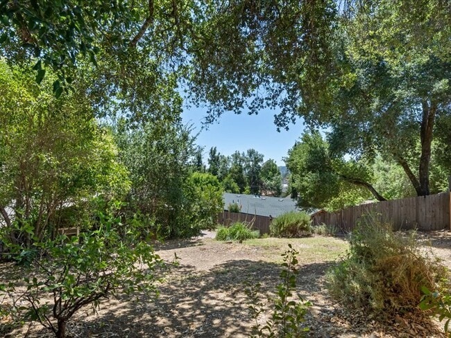 Building Photo - 336 Triplett Dr