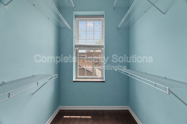 Building Photo - 2720 S Jefferson Ave