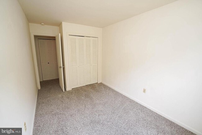 Building Photo - 764 Hemlock St