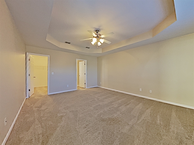 Building Photo - 2074 Longhunter Chase Drive