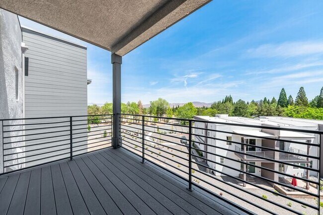 Building Photo - 50% Off Your First Full Month of Rent for ...