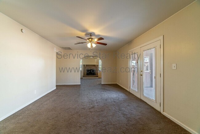 Building Photo - 507 S Hunt Dr