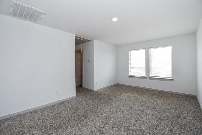 Building Photo - 8030 Milam Ln