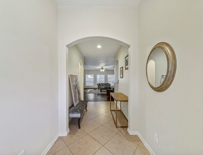 Building Photo - 8214 Garrison Point Dr
