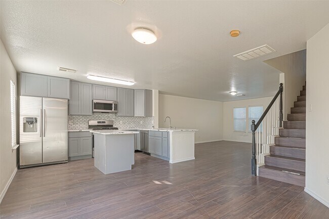 Building Photo - 19839 Rustic Lake Ln