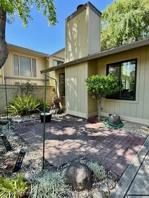 Building Photo - 3129 Shire Ln
