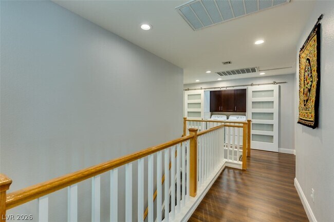 Building Photo - 5056 Shadow Palm Ct