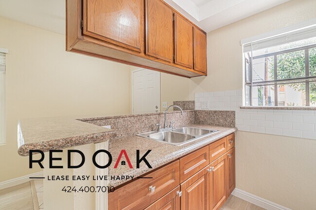 Building Photo - 12903 Roselle Ave