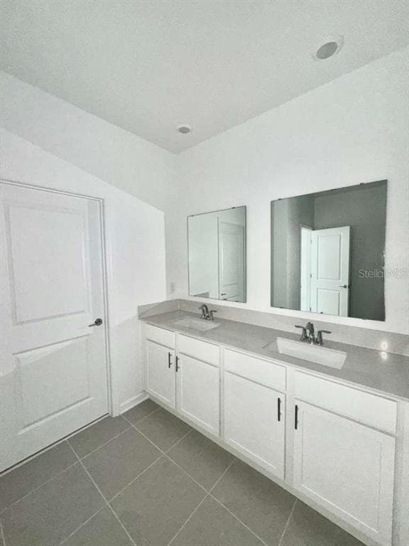 Building Photo - 5996 Zen Wy