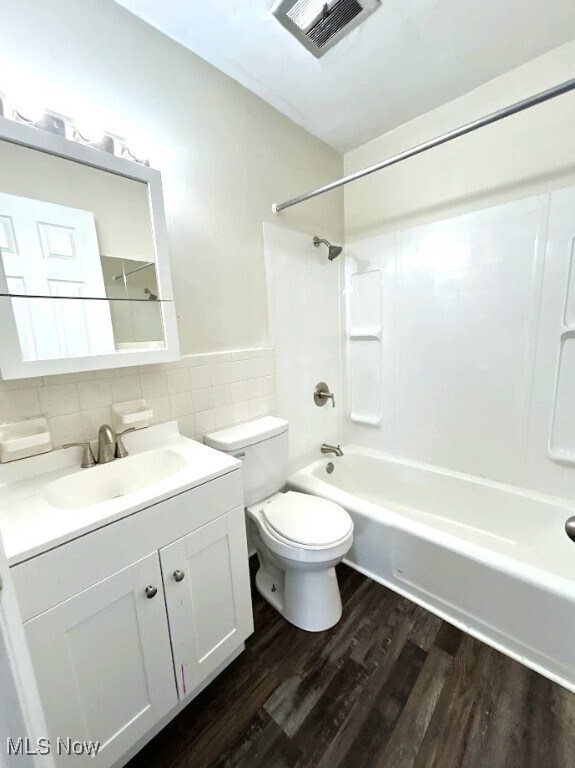 Building Photo - 405 Colonial Dr