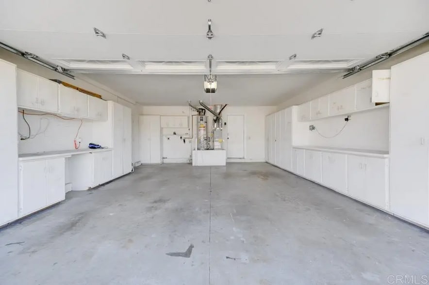 Building Photo - 6435 Bullock Dr