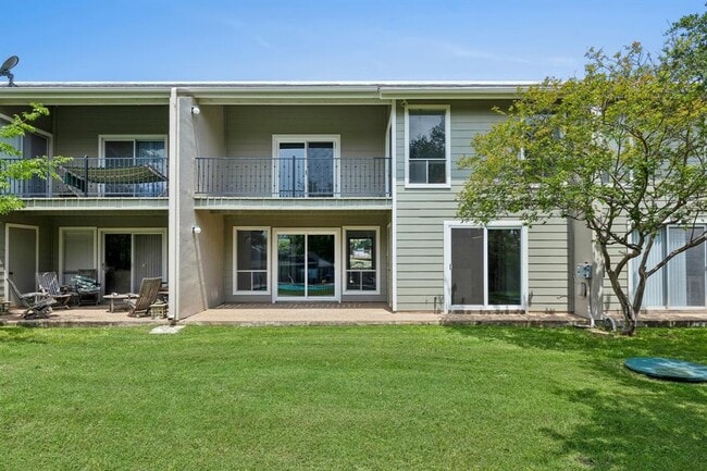 Building Photo - 100 Lido Cir
