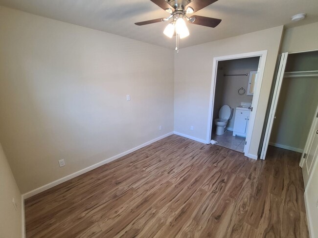 Building Photo - Live in Style! Fully Updated 2-Bedroom in ...