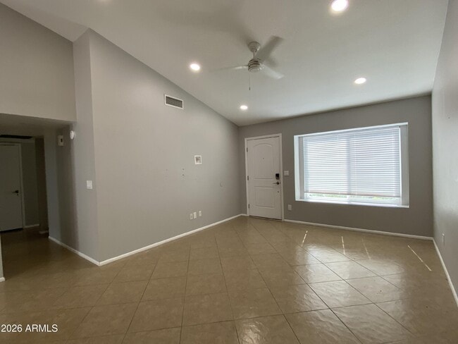 Building Photo - 1055 N Recker Rd