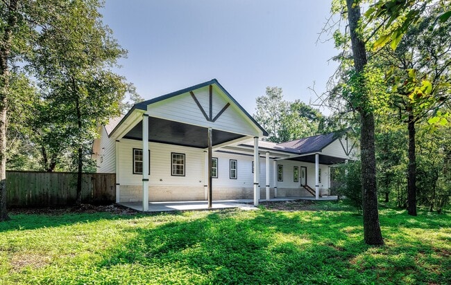 Building Photo - 4517 Emerson Ct