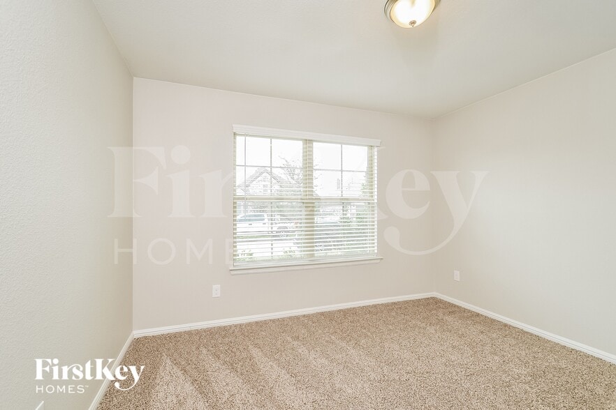 Building Photo - 6217 Painswick Dr