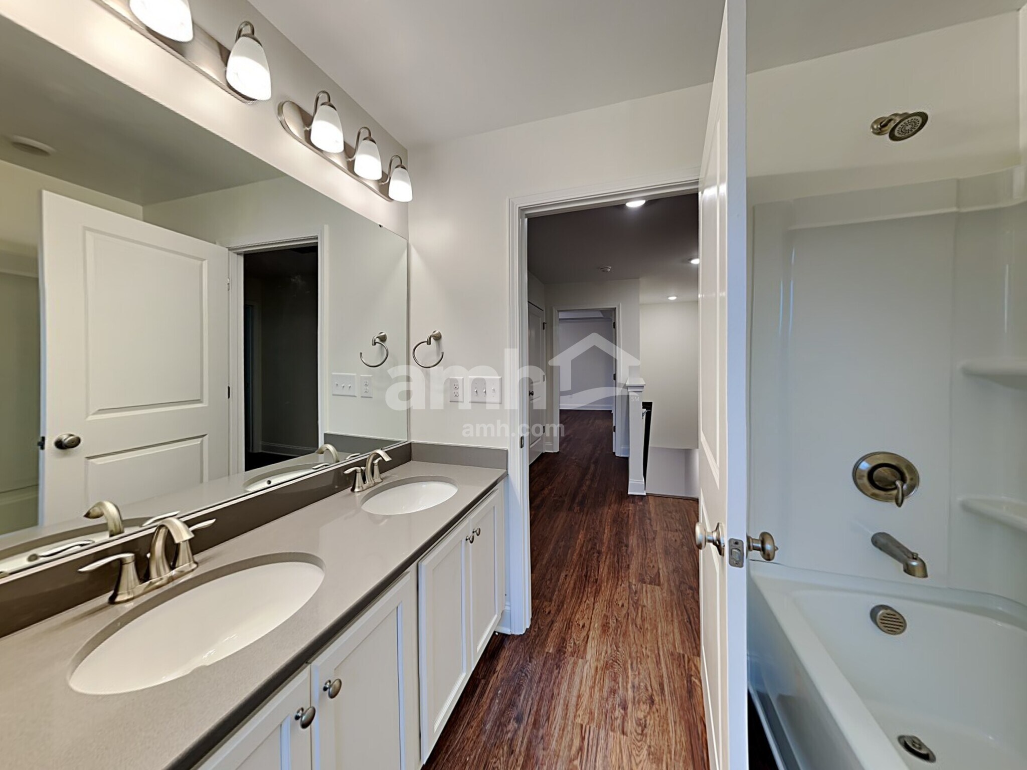 Building Photo - 130 Alaina Ct