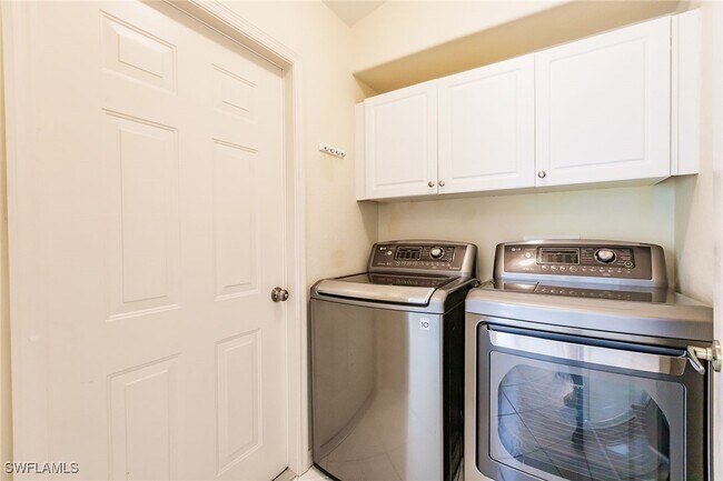 Building Photo - 8440 Ibis Cove Cir