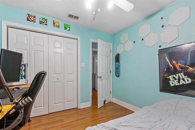 Building Photo - NE Tallahassee Home In Centre Court