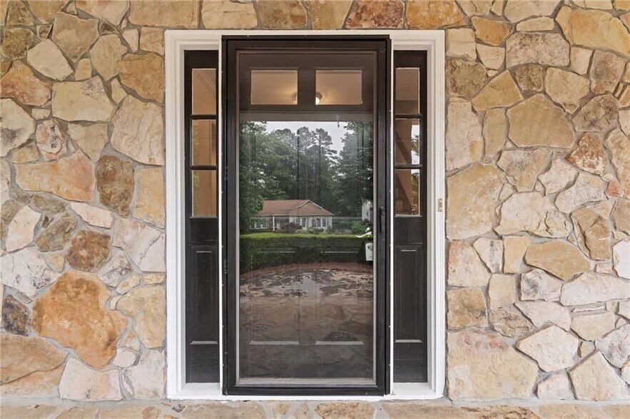 Building Photo - 4496 Windsor Oaks Dr