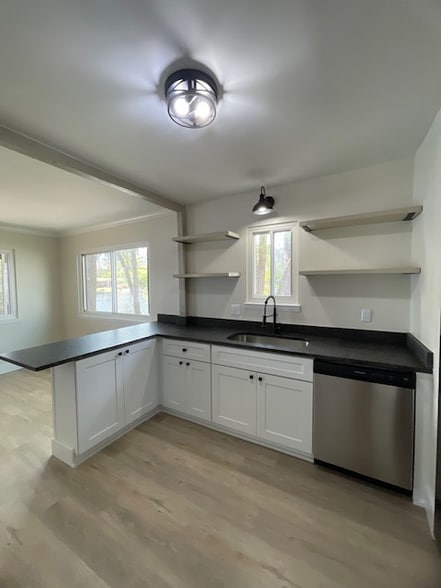 Building Photo - 6905 Cleaton Rd