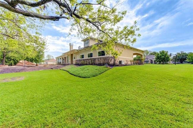 Building Photo - 4011 Westerdale Dr