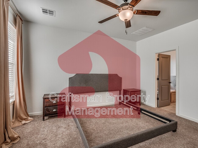 Building Photo - 9945 SW 21st St