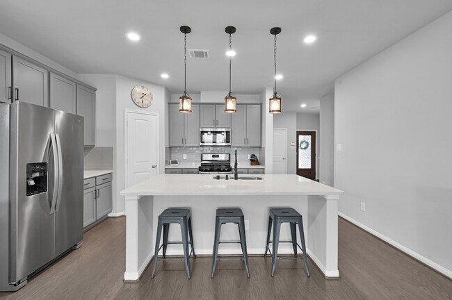 Building Photo - 3791 Lake Bend Shore Dr