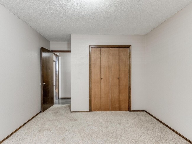 Building Photo - 6804 Elk Canyon Rd