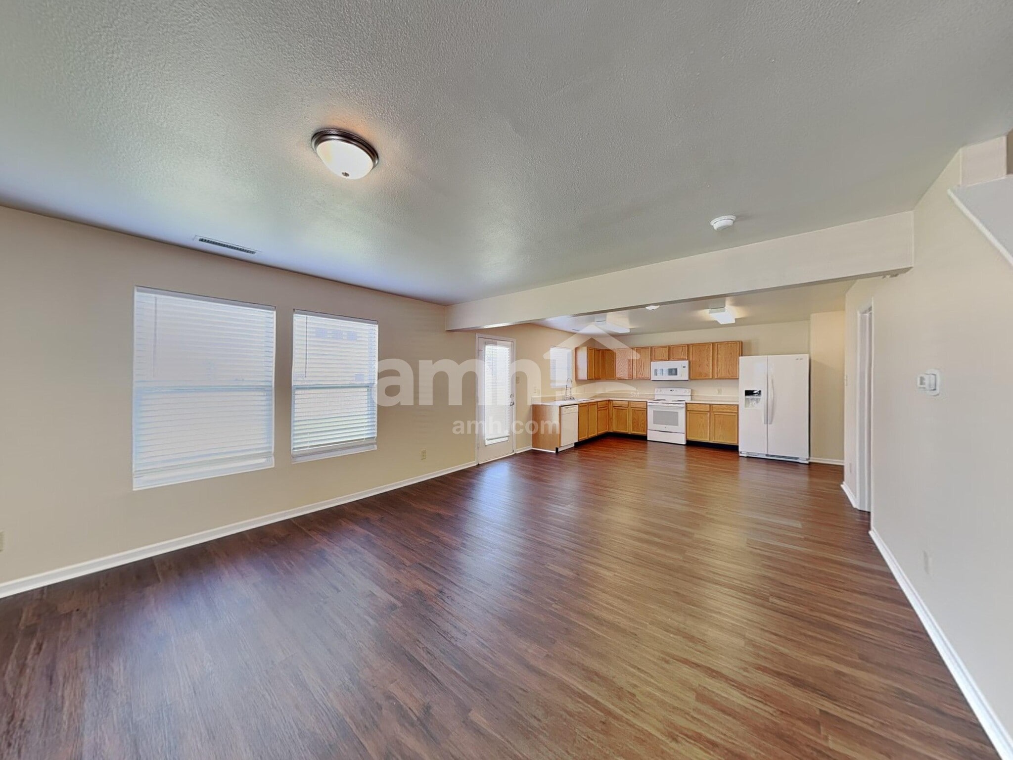 Building Photo - 3347 Hemlock St