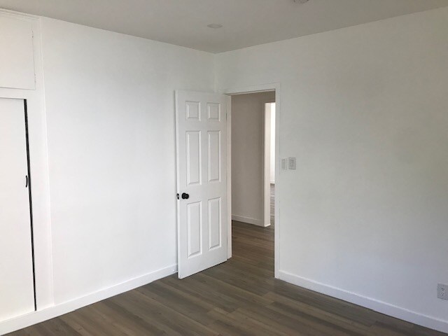 Building Photo - 6932 Agnes Ave