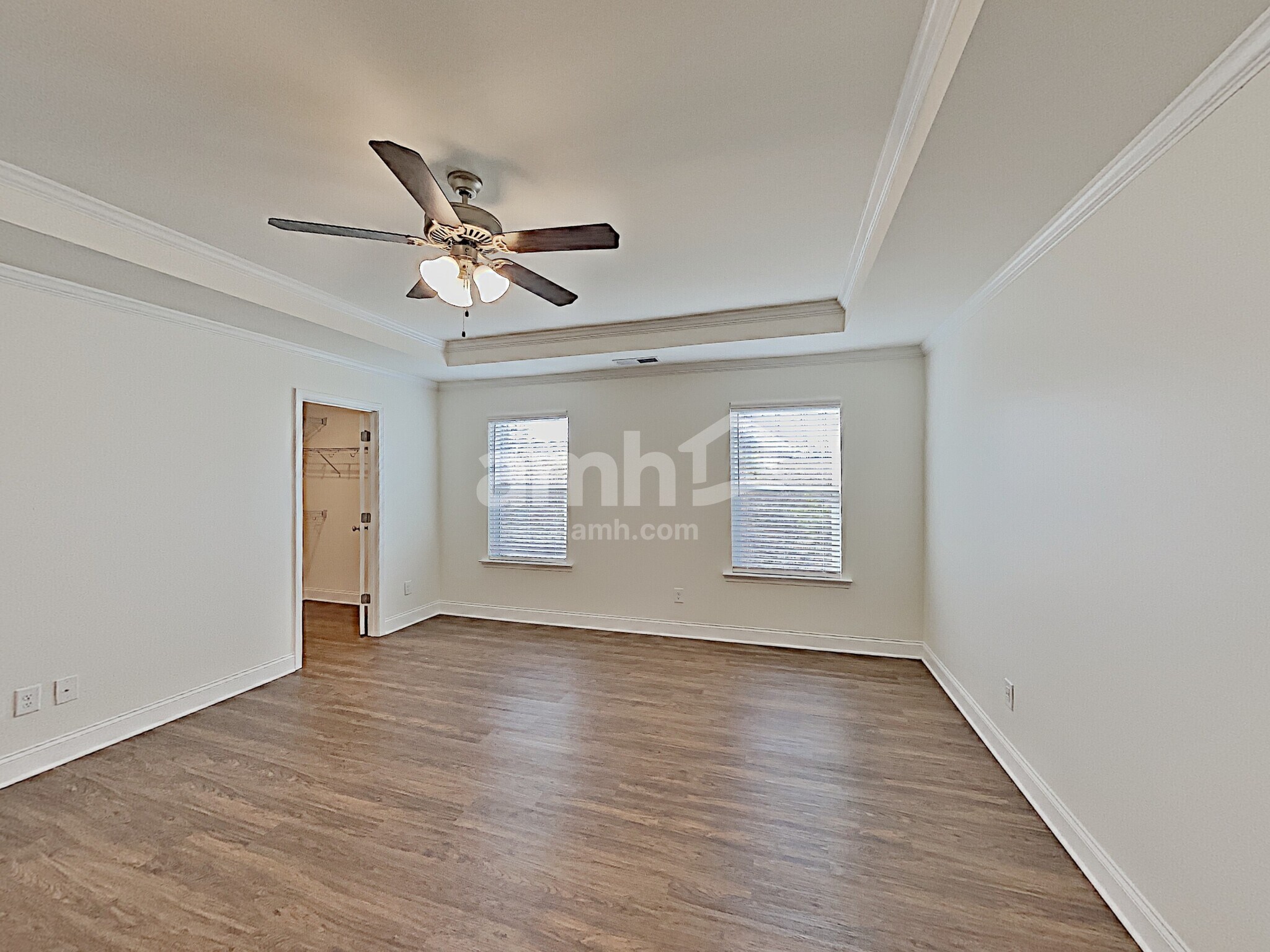 Building Photo - 717 Cyprus Ave