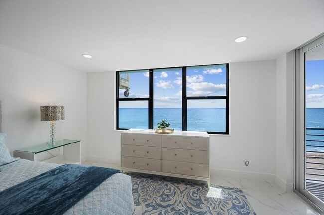 Building Photo - 900 Ocean Dr