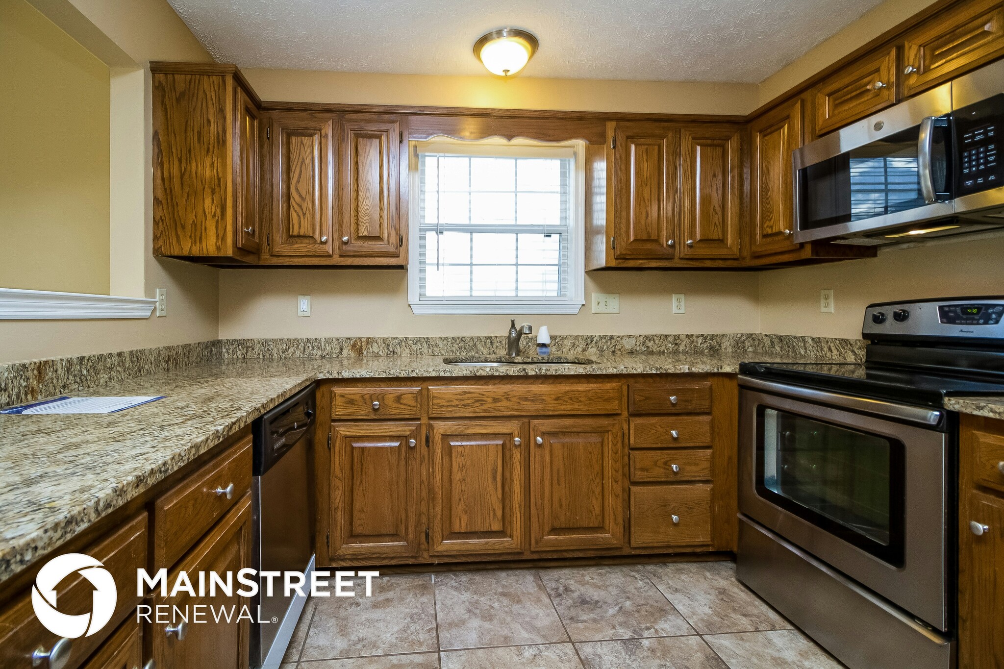 Building Photo - 2723 Riverbend Dr