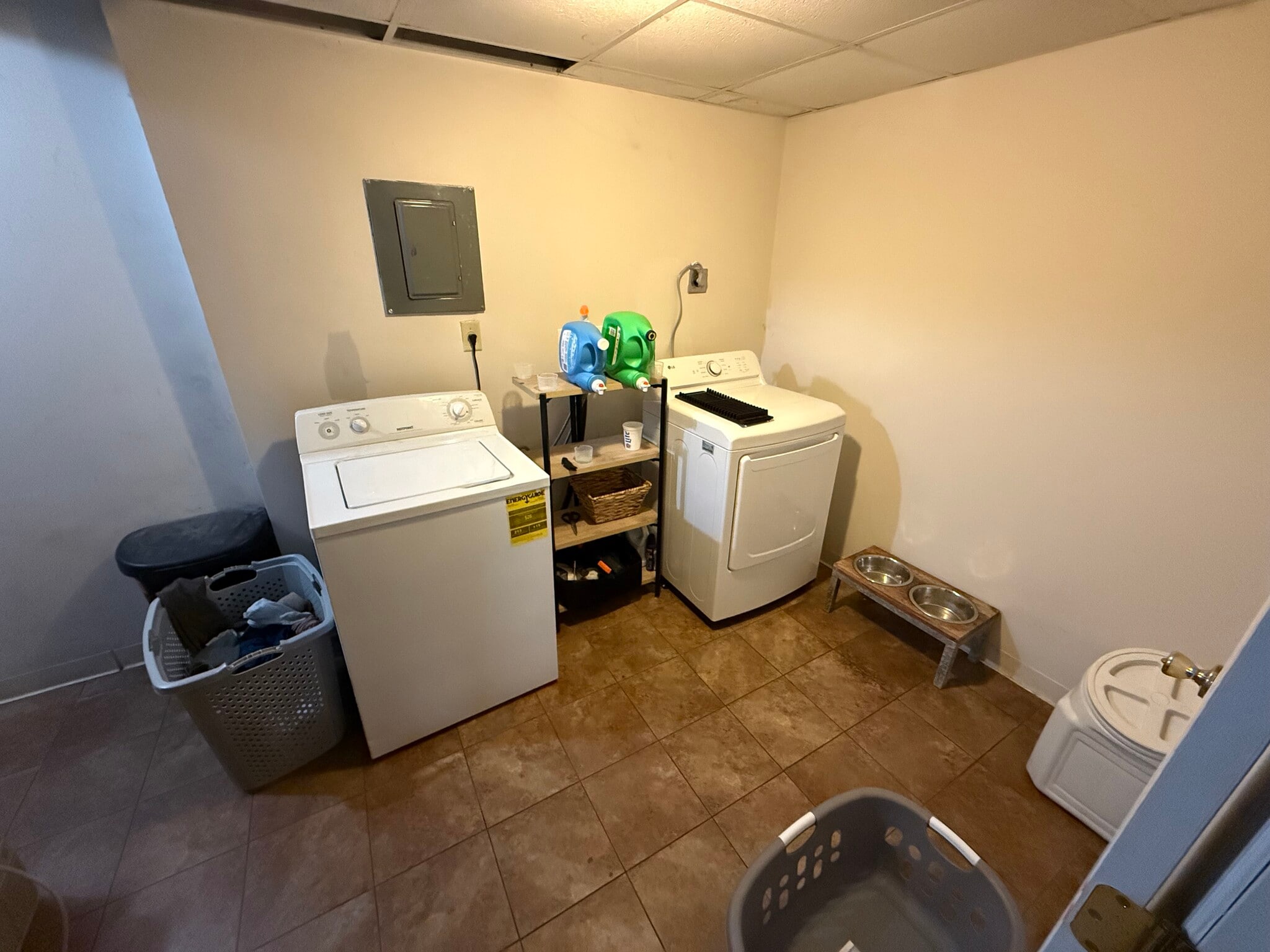 Building Photo - 925 Union Ave