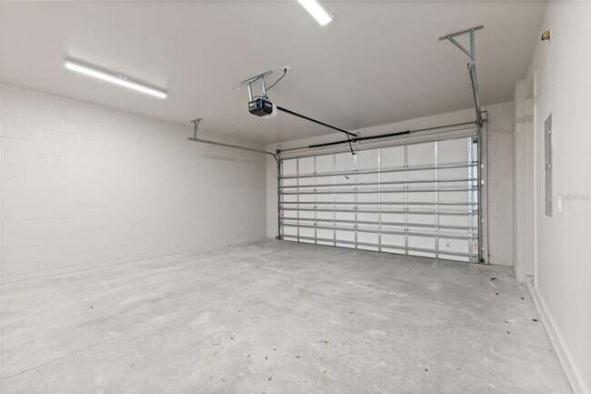Building Photo - 2207 16th St N