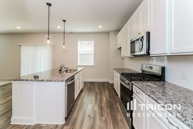 Building Photo - 47 Leyland Ct