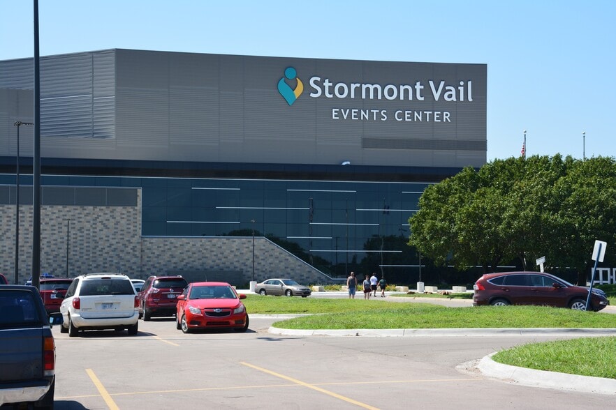 Near Stormont Vail Event Center - 1914 SW Buchanan St