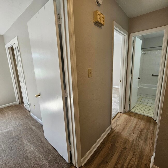 Building Photo - 3687 Donovan Dr