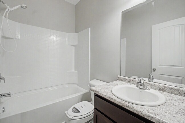 Building Photo - 454 Brightleaf Cir