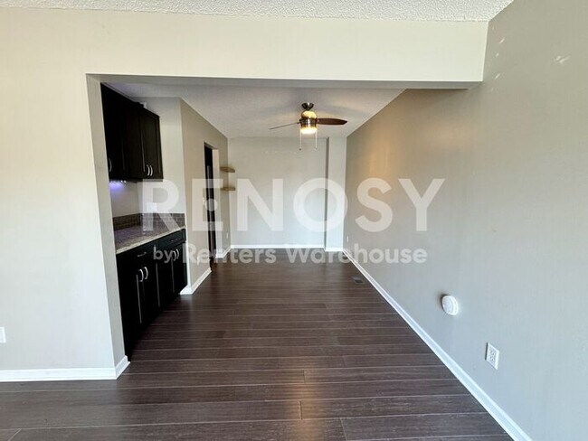 Building Photo - 1308 Landmark Trail S