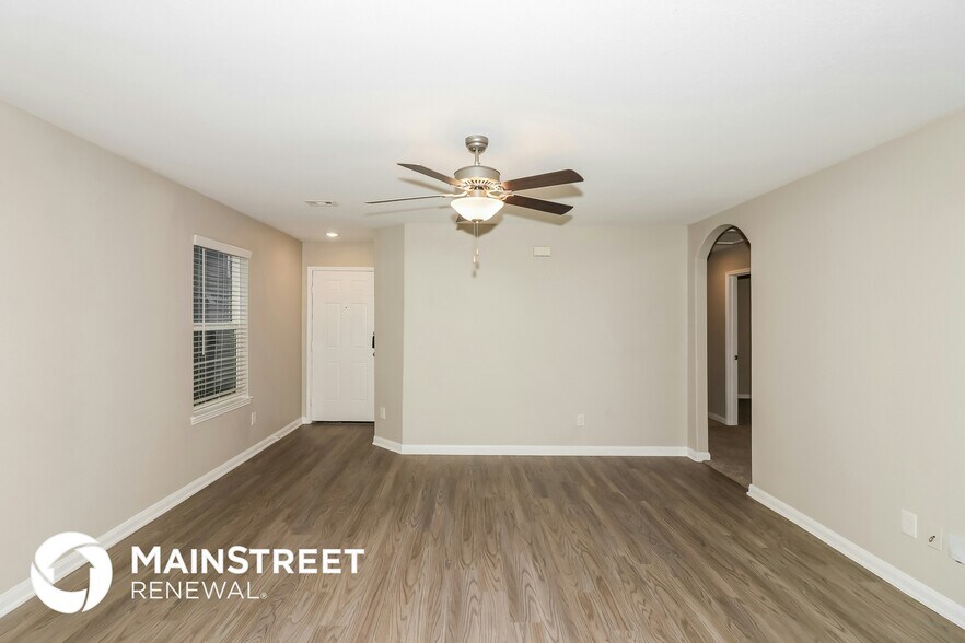 Building Photo - 26120 Hals Dr