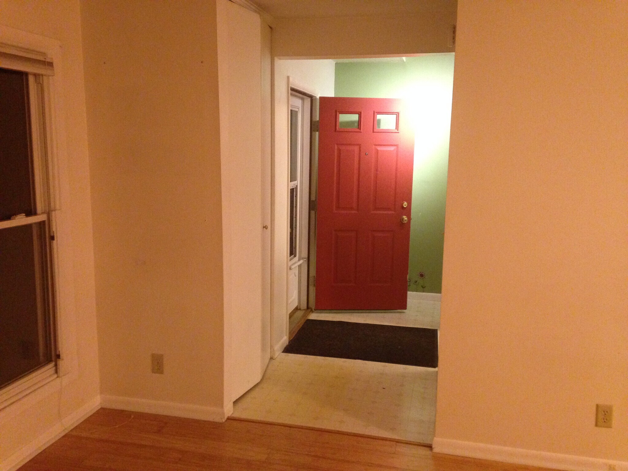 Building Photo - 280 Ledgewood Cir