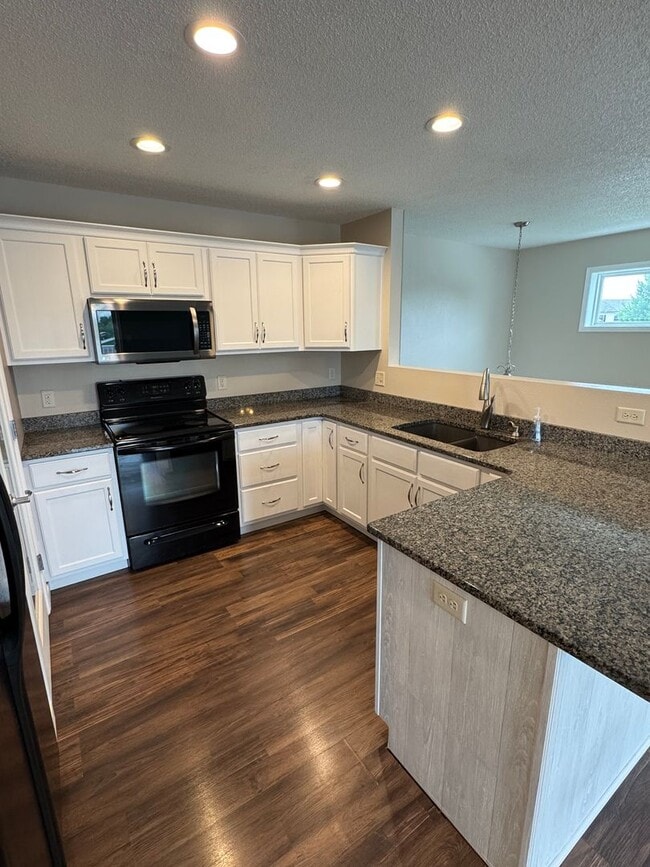 Building Photo - Beautiful Home in NW Mandan for Rent