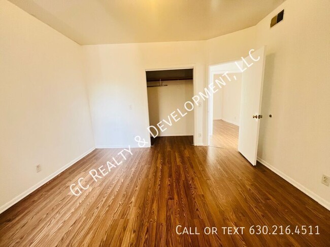 Building Photo - ***CHICAGO LAWN NEIGHBOORHOOD / 2 BDRM - 1...