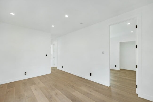 Building Photo - 1386-1388 47th Avenue (1355r)