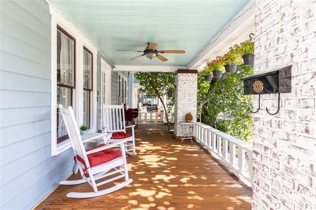 Building Photo - 215 S Montclair Ave